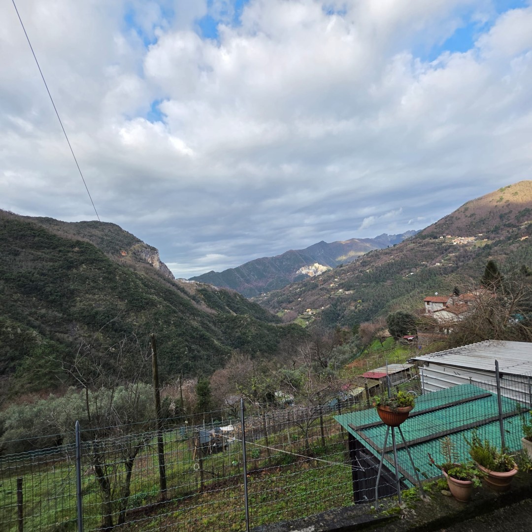 Porzione bifamiliare - Stazzema - Gallena