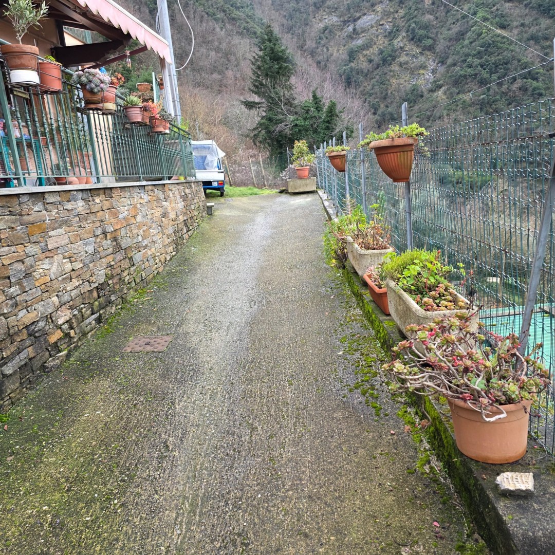 Porzione bifamiliare - Stazzema - Gallena