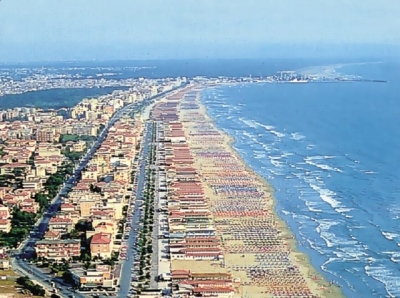 Lucca-Viareggio-Pineta Viareggio Commerciale Negozio