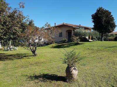 Lucca-Pietrasanta-Pietrasanta sotto Aurelia Villa>
