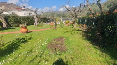 Porzione bifamiliare - Seravezza - Pozzi