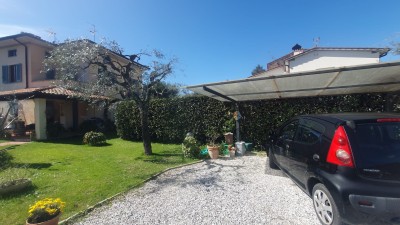 Porzione bifamiliare - Seravezza - Pozzi