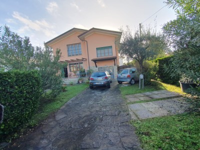 Villa - Pietrasanta - Marina di Pietrasanta