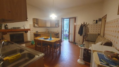 Porzione bifamiliare - Seravezza - Marzocchino