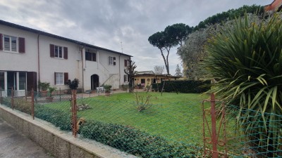 Villa - Pietrasanta - Pietrasanta verso capezzano