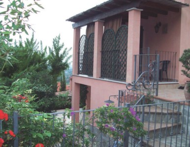 Porzione di casale - Seravezza - Monte di Ripa