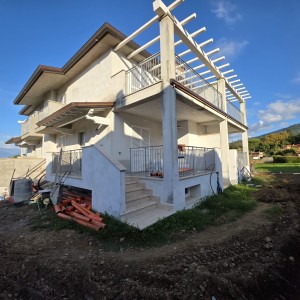 In Quadrifamiliare - Camaiore - Capezzano