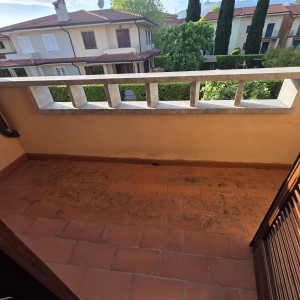 In Quadrifamiliare - Pietrasanta - Pontestrada