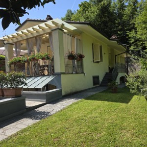 Porzione bifamiliare - Pietrasanta - Capriglia